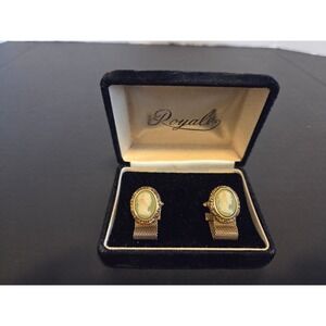 Vintage Royale Gold Tone Cameo Wrap Around Mesh Cufflinks Green White Profile